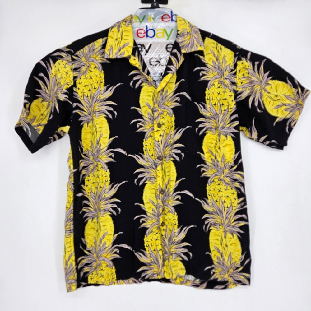 Vintage Hinahina Shirt Mens Medium Button Up‎ Honolulu Hawaiian Pineapple AOP